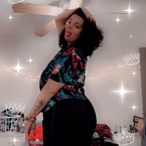 Meet your Posher, Jazmine